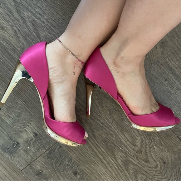 SALE‼️ BCBGMAXAZRIA peep toe high heel party shoes - Picture 4 of 6